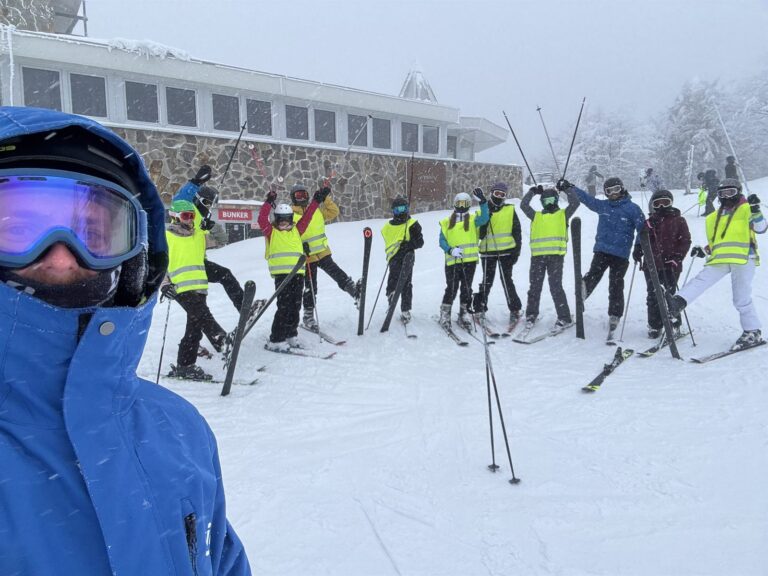 Lyžiarska a snowboardová škola Skily